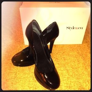 SOLD on eBay-!  Black patent heels-EUC.