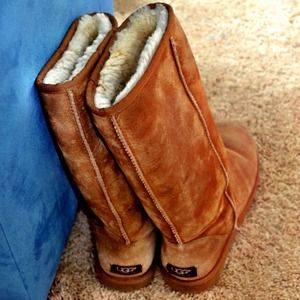 Women's Classic Tall Ugg Boots-Chestnut