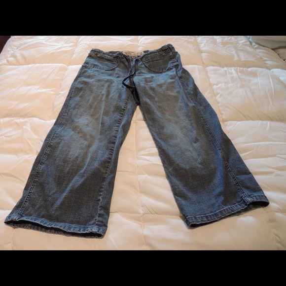 Mossimo Supply Co Denim Capris