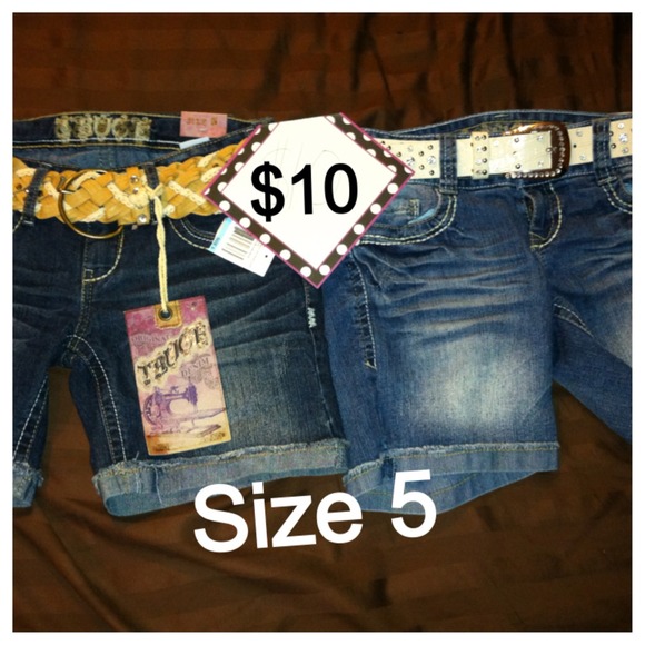 Bermuda shorts! 🎀 - Picture 1 of 1