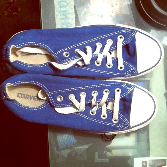 💙Dark Blue Converse 💙