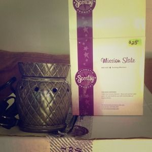 Scentsy mid size warmer Mission Slate