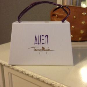 Alien by Thierry Mugler kit