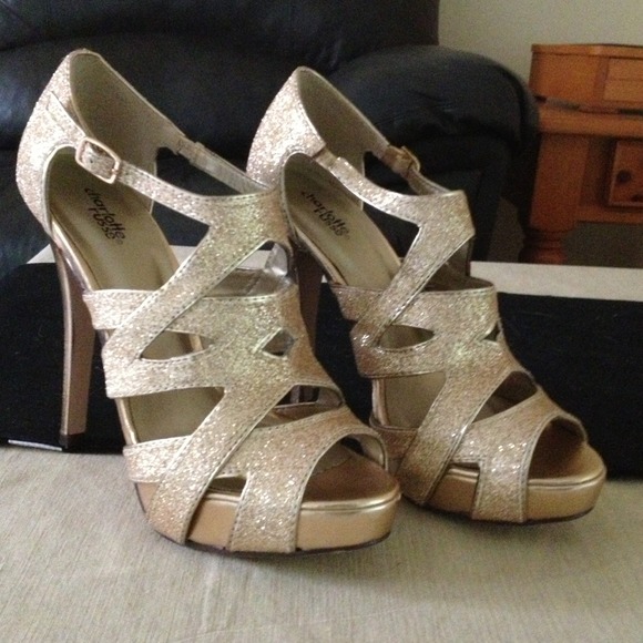 Gold sparkle heels - Picture 1 of 1