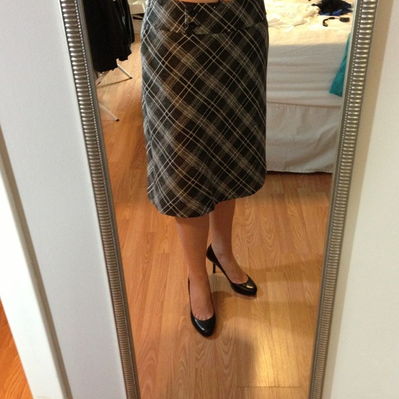 +Ann Taylor+ Black/White Plaid Wool-like Skirt