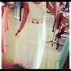 White fab'rik maxi dress! Brand new with tags!!