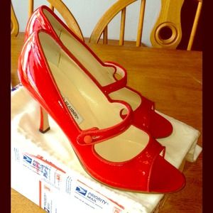 Brand new Manolo Blahnik Campbi Patent sz 9