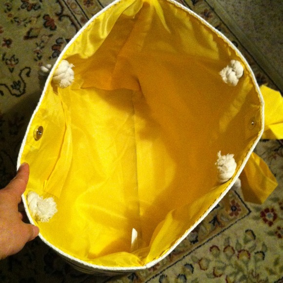 Reduce 🌺100% paper straw bag from Lancôme🌺 - Picture 2 of 2