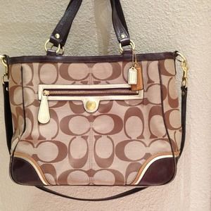 Reduced Price!! Authentic Coach handbag