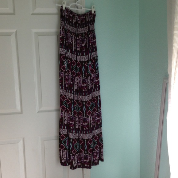 Sold 🌻 Tribal Maxi Dress