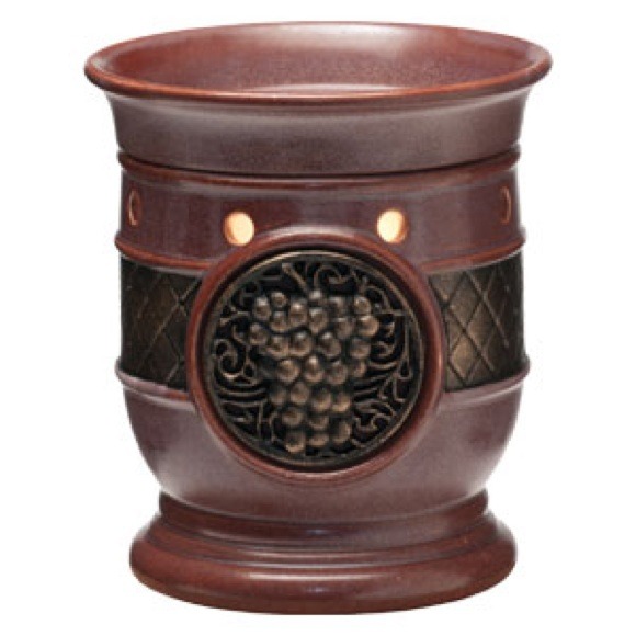 Scentsy full size warmer Chianti