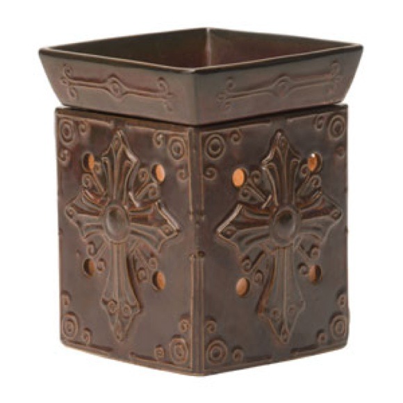 Scentsy full size warmer Faith