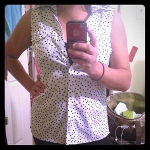 White black dots shirt size S