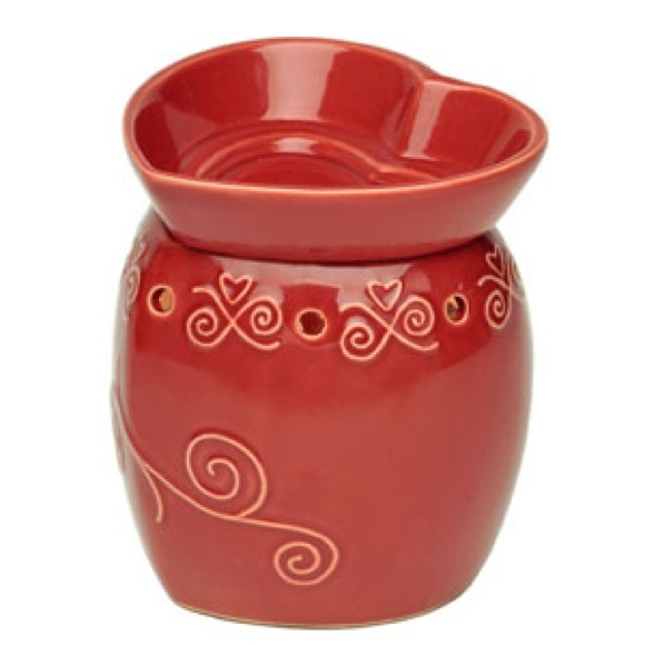 Scentsy full size warmer Hugs & Kisses