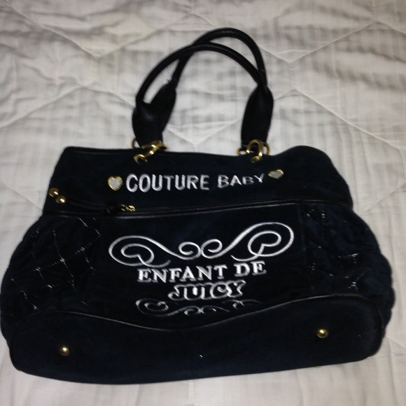 HOLD!!  Juicy couture diaper bag purse