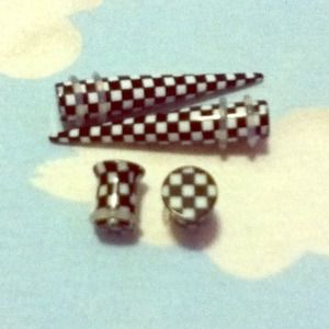 0 gauge checkerboard plugs and tapers.