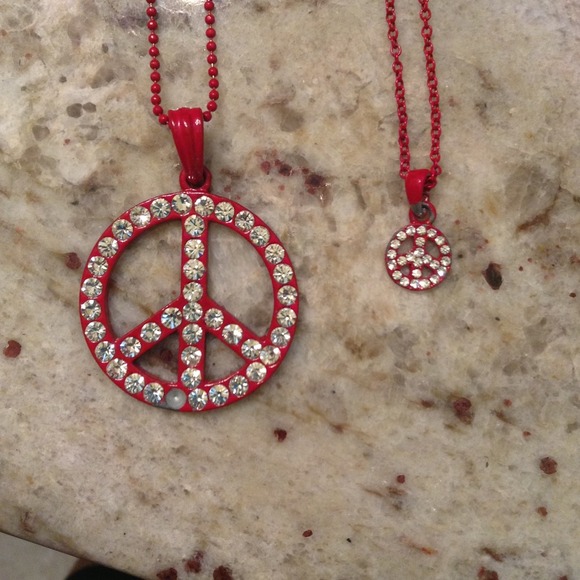 Red peace sign necklace set❤