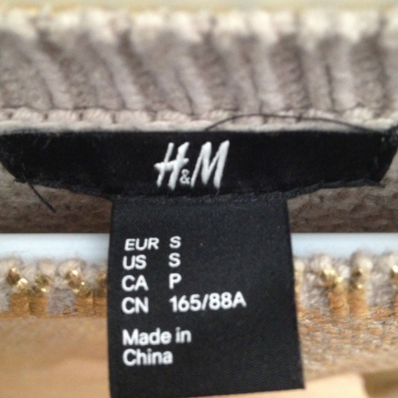 Metallic Gold Sweater - Picture 2 of 4