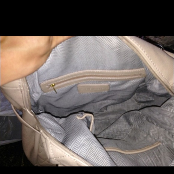 Xx sold Xx Steve Madden purse - Picture 3 of 4