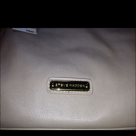 Xx sold Xx Steve Madden purse - Picture 4 of 4