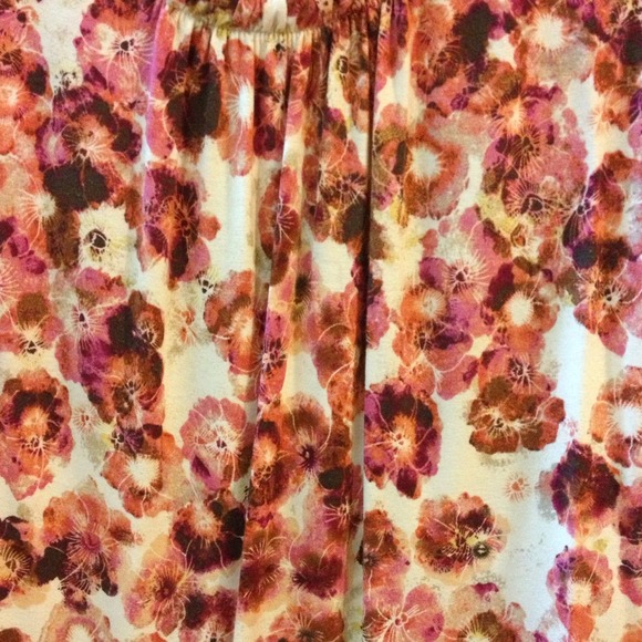 Floral print top - Picture 3 of 3