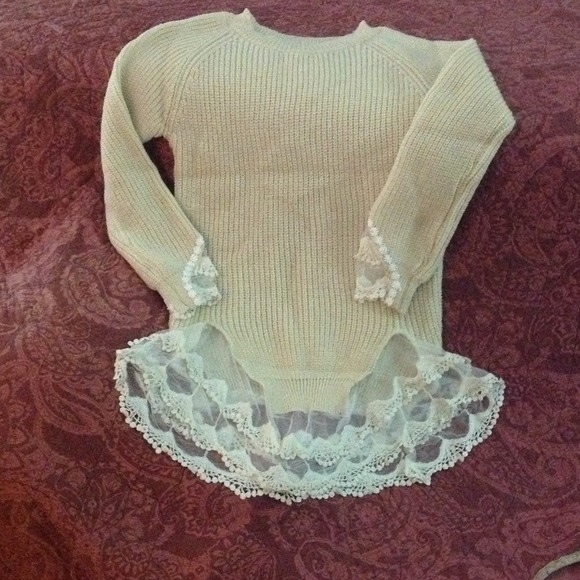Sweaters - 🚫RESERVED FOR @janice57🚫Amazing Lace Tan Sweater