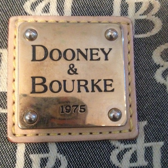 REDUCED Amazing Dooney & Bourke - Picture 2 of 2
