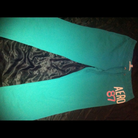 🚫Traded Aeropostale sweats!