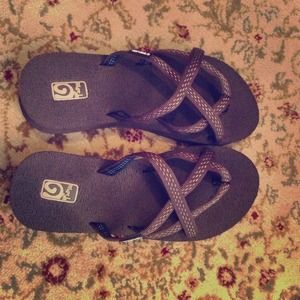 Brand new teva mush sandals