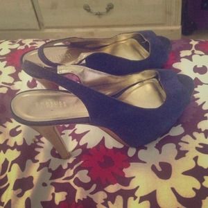 Size 9 1/2 forever 21 shoes! Worn twice