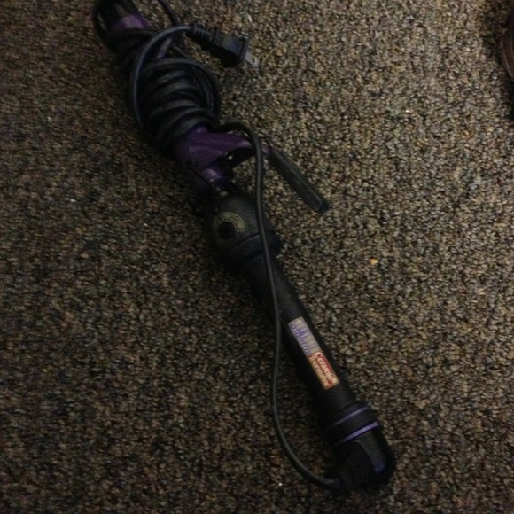 Hot Tools Curling Iron - Picture 1 of 2