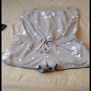 Gray Romper. Juniors