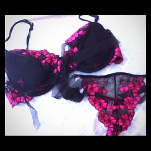 Victoria's Secret Bra and Panty Set