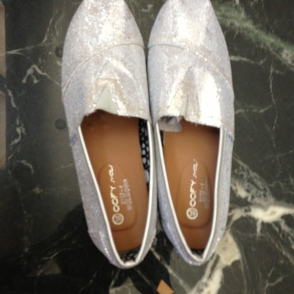Sliver glitter Toms look alike
