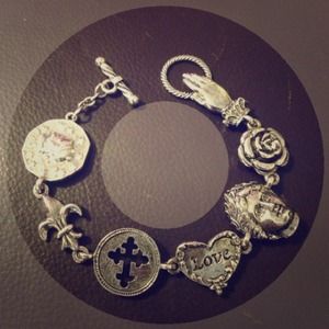 🔴SOLD🔴Never worn bracelet
