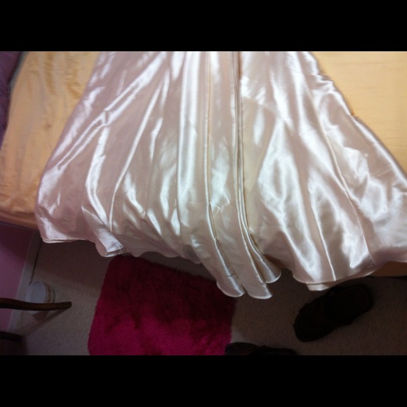 Cream Floor Length Prom/Pageant Gown - Picture 4 of 4