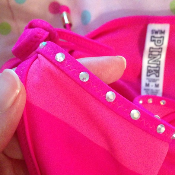 VS bathing suit! 🌺 NEVER WORN - Picture 3 of 4