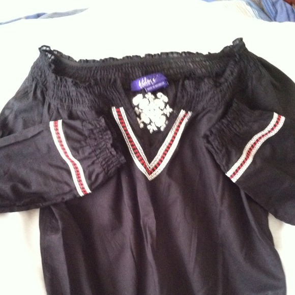 Sheer Black Miley Cyrus top - Picture 3 of 3