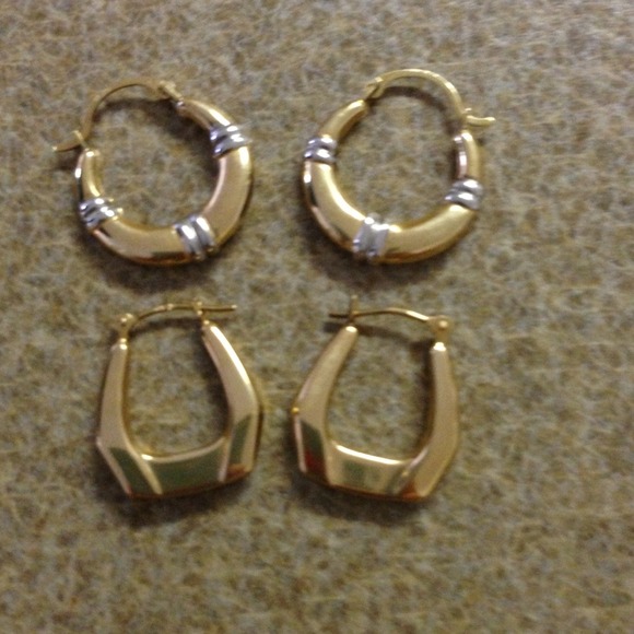 ✨Gold Little Hoops✨