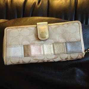 Large coach wallet