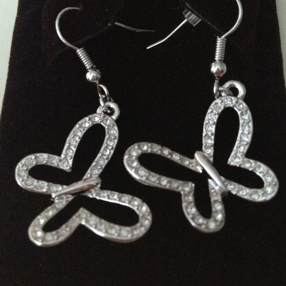 👍Artini earrings 👍 - Picture 1 of 3