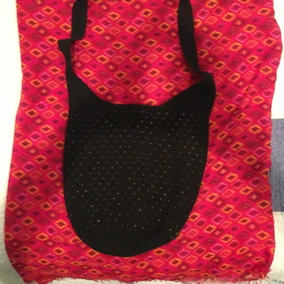 Black shoulder tote bag