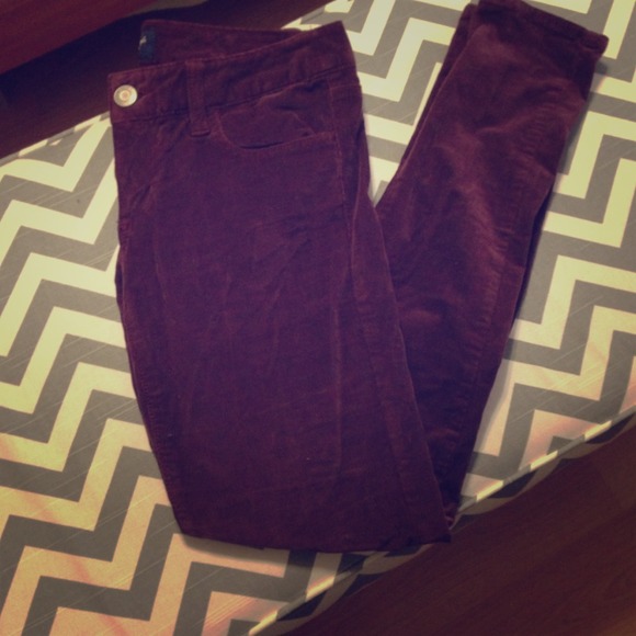 AE burgundy corduroy jeans