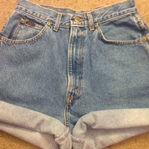 🌟TRADED🌟 Vintage High Waisted Shorts