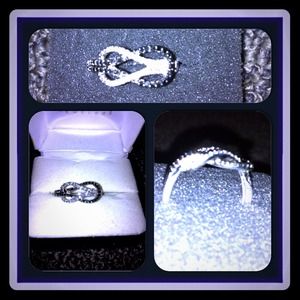 Black & White Diamond Infinity Ring 10k W Gold