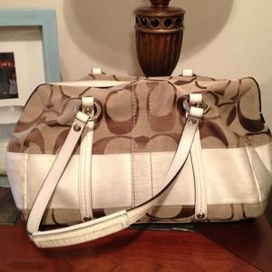 Coach purse- make me an offer!