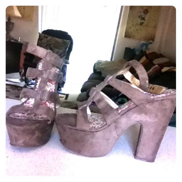 Forever 21 Brown Platform Heels