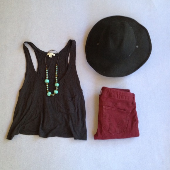 SOLD Forever 21 navy blue crop tank