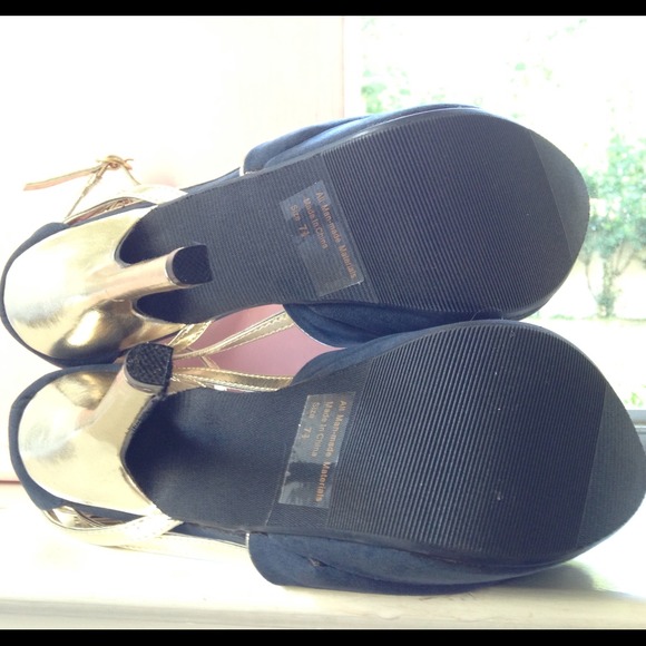 โSOLD BundledโHOST PICK!NWT GLAM Blue & Gold Heels - Picture 4 of 4