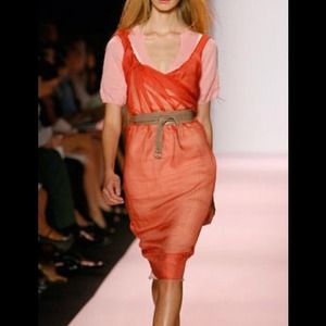 *** SOLD ***BNWT BCBG Runway dress! Size 4.